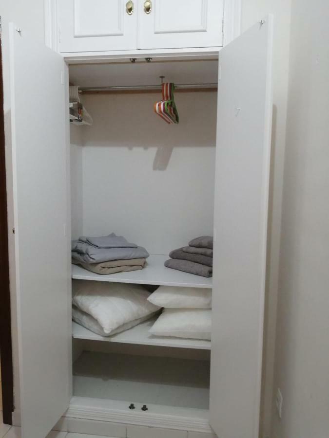 Alfalfa Suites Севиля Екстериор снимка