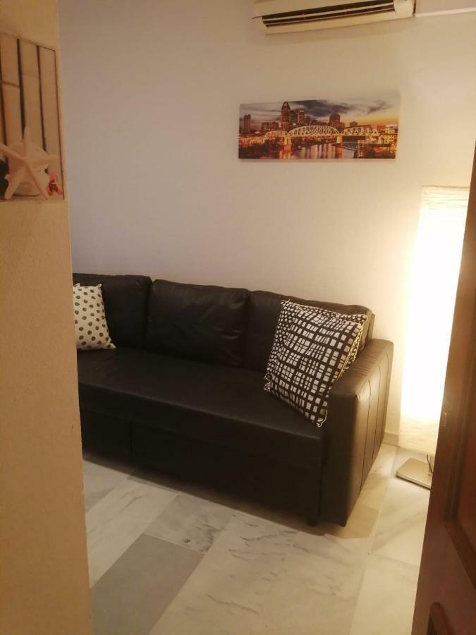 Alfalfa Suites Севиля Екстериор снимка